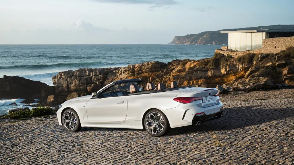 BMW 4 Series M440i xDrive MHT 392 2dr Step Auto Tech/Pro Pack