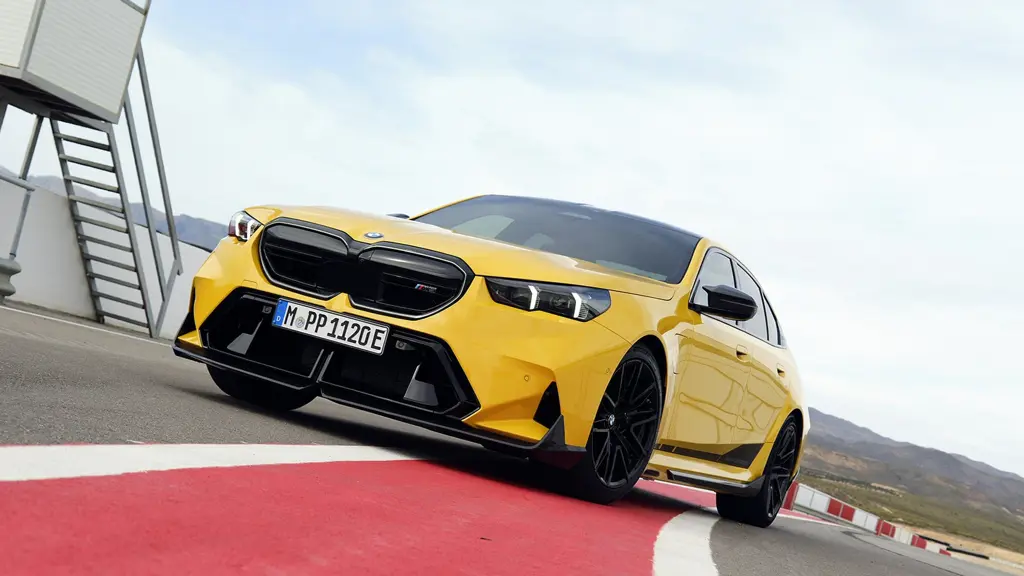 BMW M5 M5 4dr DCT