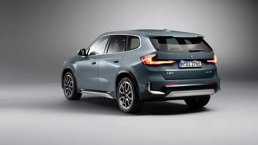BMW ix1 230kW xDrive30 xLine 65kWh 5dr Auto 22kWCh