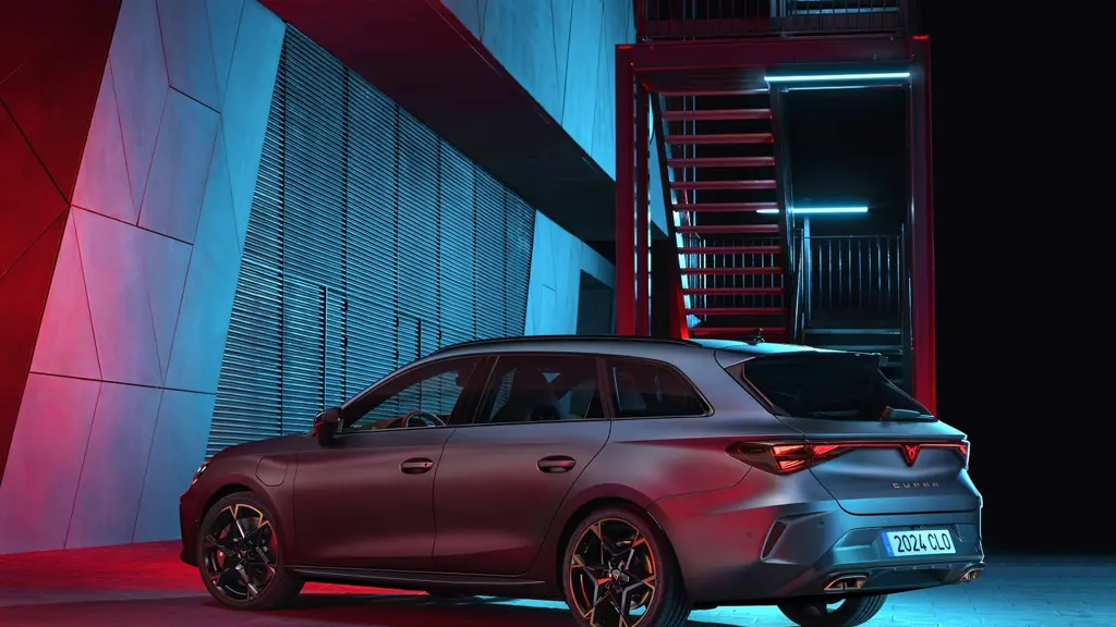 Cupra Leon 1.5 eHybrid 204 Shadow Edition 5dr DSG