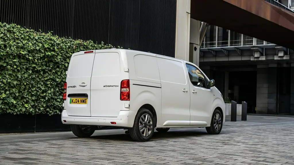 Citroen Dispatch E- M Special Edition 100KW 75KWH Crew Van VTR Auto