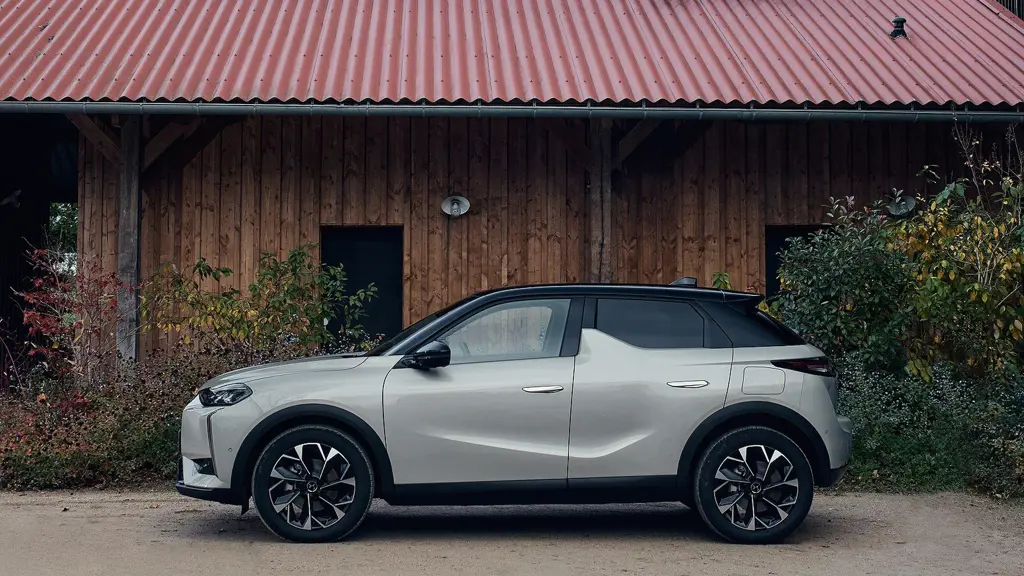 DS DS 3 1.2 HYBRID 145 DS Performance Line 5dr e-DSC