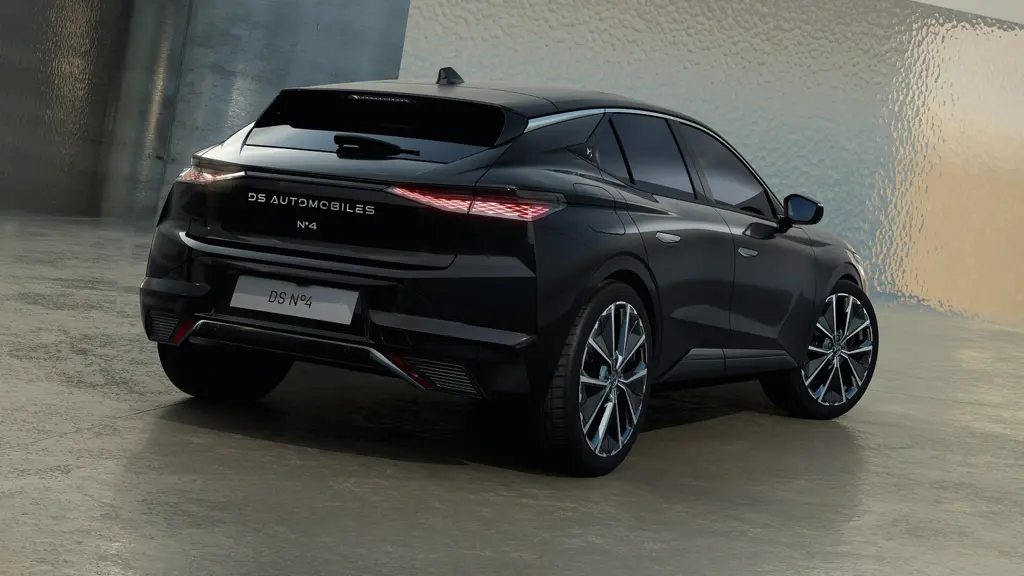 DS NO4 1.2 HYBRID 145 Etoile Nappa 5dr e-DSC
