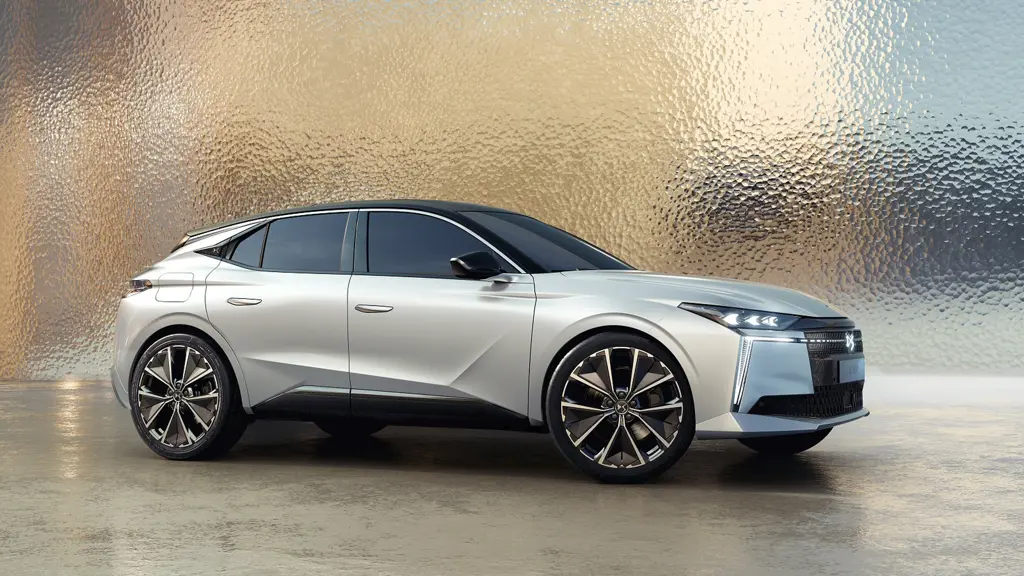 DS NO4 157kW E-TENSE Pallas+ 61kWh 5dr Auto NI