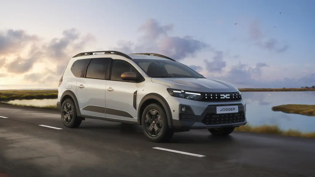 Dacia Jogger 1.8 HEV Expression 5dr Auto