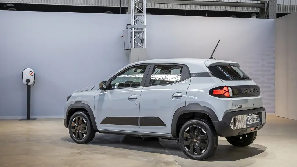Dacia Spring 27kWh Expression 45 33kW 5dr Auto
