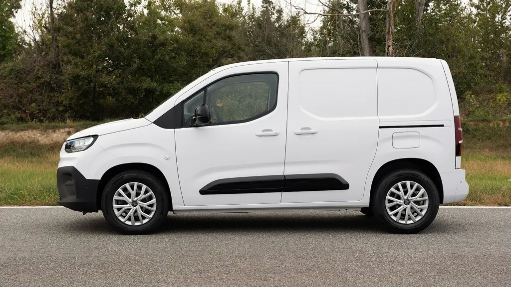 Fiat Doblo L1 Diesel 1.5 Multijet 100 H1 Van