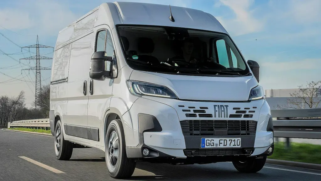 Fiat Ducato 35 Maxi L3 Diesel 2.2 Multijet 140 Dropside Crew CAB
