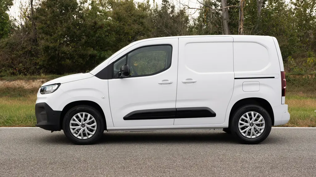 Fiat Doblo E- L2 100KW 52KWH H1 Van Auto