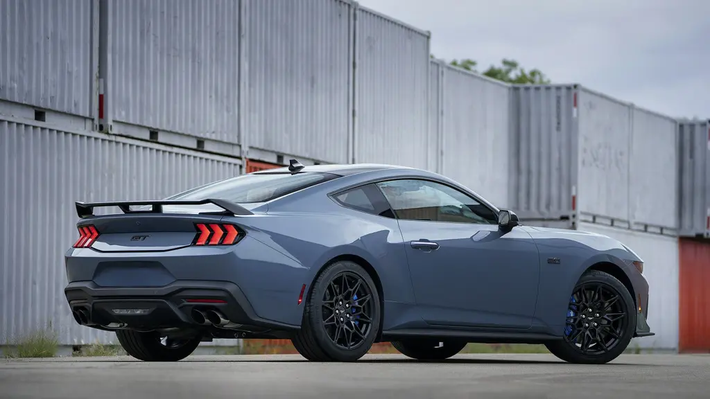 Ford Mustang 5.0 V8 GT 2dr