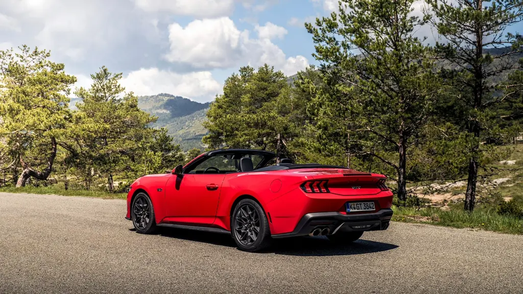 Ford Mustang 5.0 V8 GT 2dr