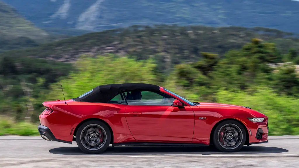 Ford Mustang 5.0 V8 GT 2dr