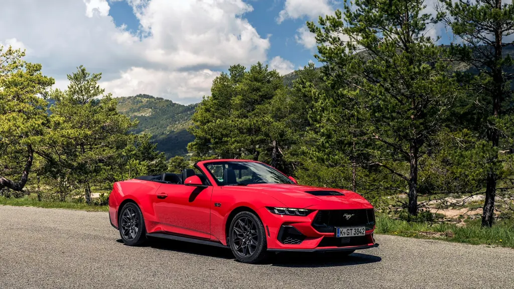 Ford Mustang 5.0 V8 GT 2dr