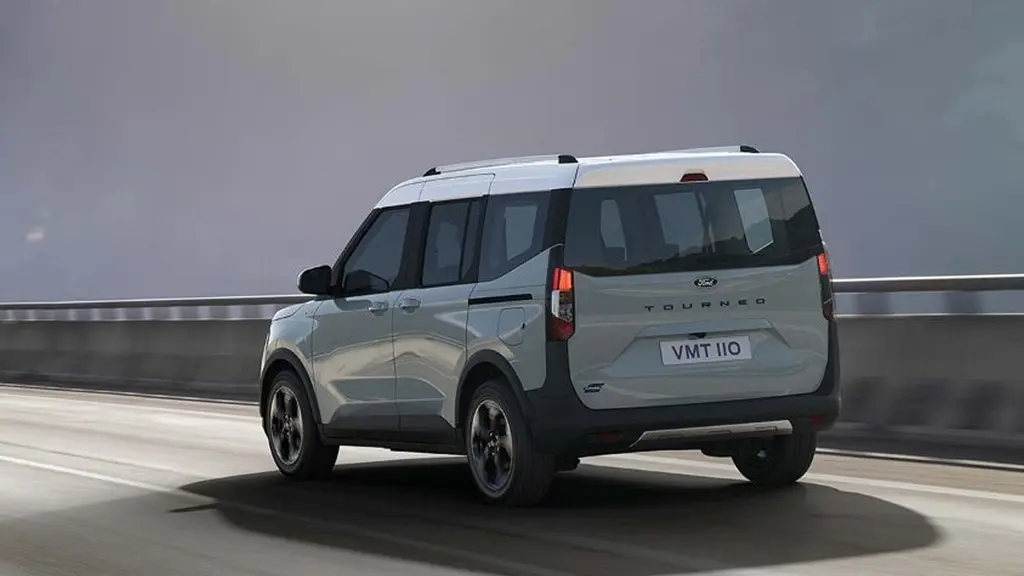 Ford Tourneo Courier MPV 1.0 EcoBoost Titanium 5dr Driver Assist Car  Leasing Deals - V4B