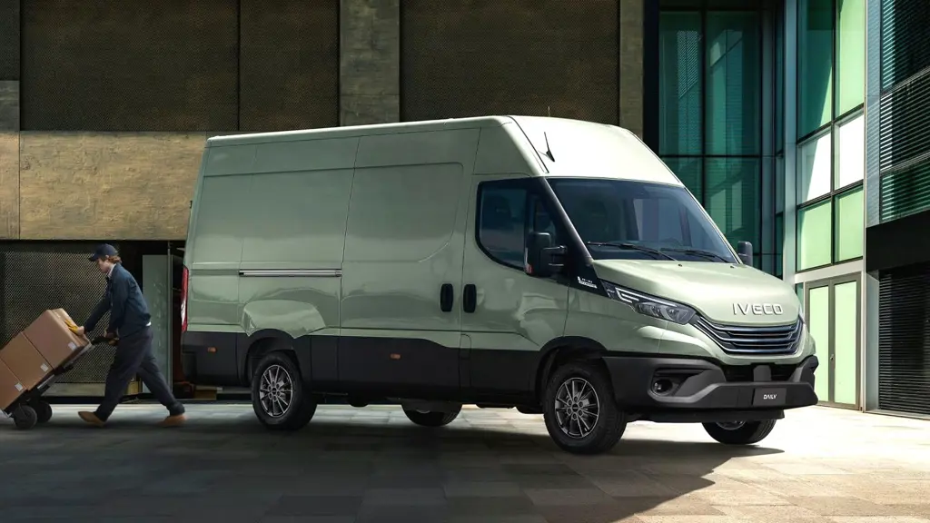 Iveco Daily 35S12 Diesel 2.3 High Roof Van 3520 WB