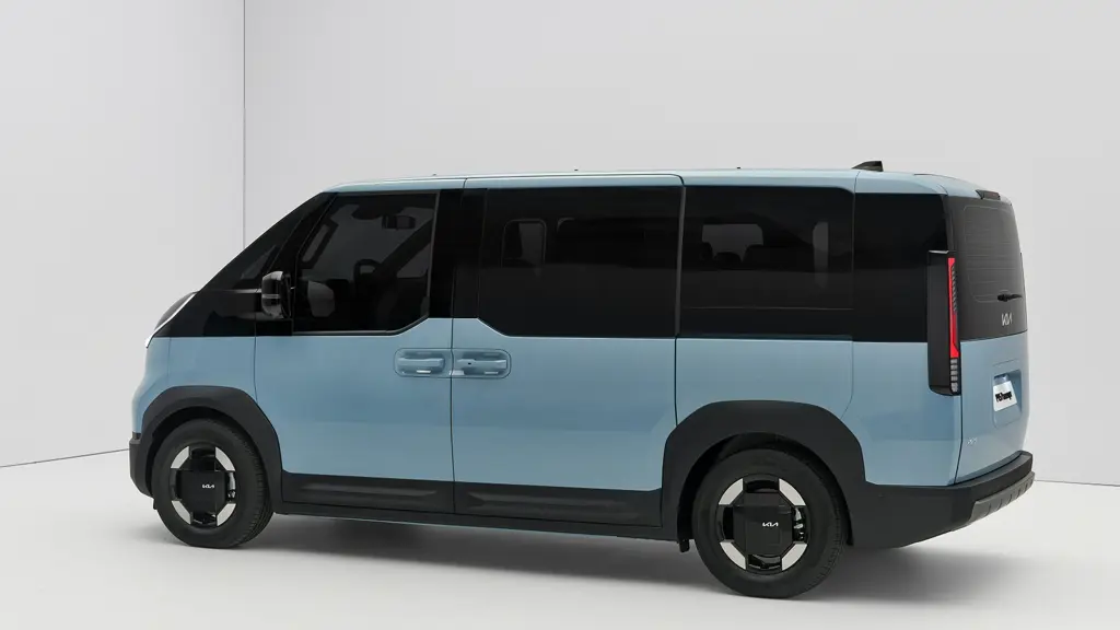 Kia PV5 120kW Plus Long Range 71kWh 5dr Auto