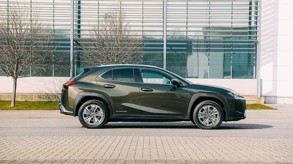 Lexus Ux 300e 150kW 72.8 kWh Premium Plus Tech 5dr E-CVT