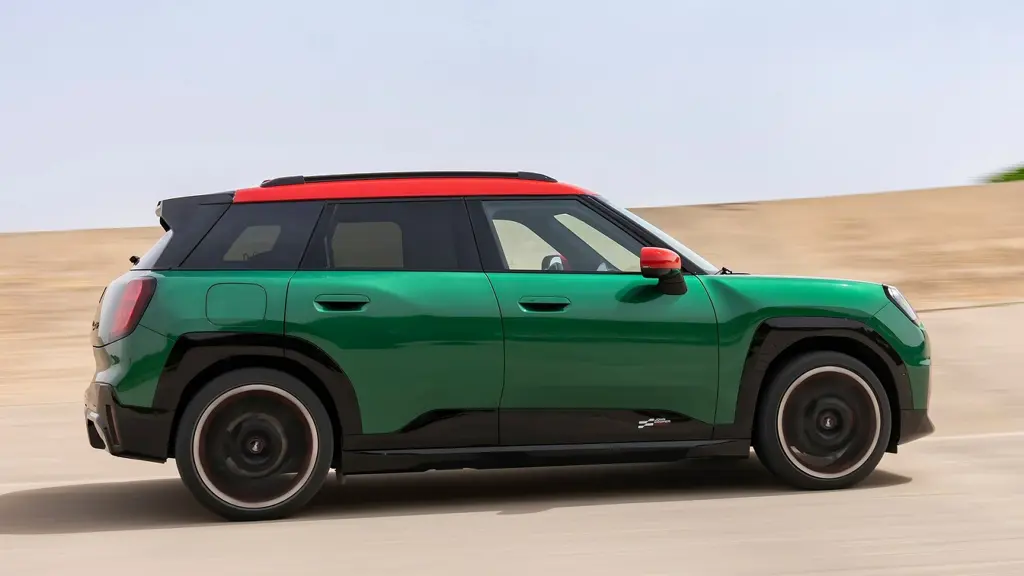 MINI Aceman 135kW E Monochrome 43kWh 5dr Auto