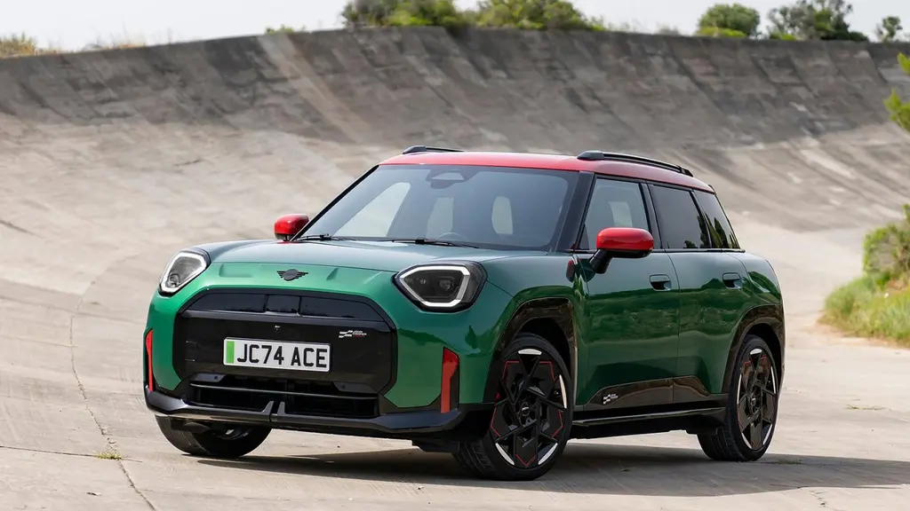 MINI Aceman 135kW E Monochrome 43kWh 5dr Auto