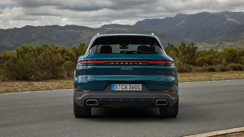 Porsche Cayenne E-Hybrid 5dr Tiptronic S