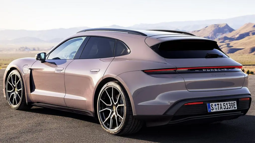 Porsche Taycan 440kW 105kWh 4S Black Edition 5dr E-Shift