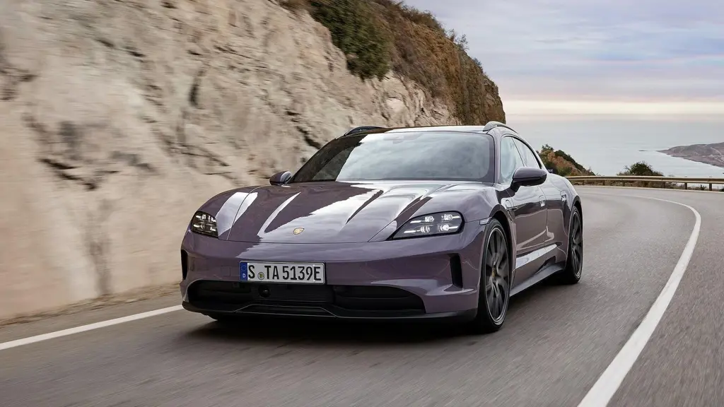 Porsche Taycan 440kW 105kWh 4S Black Edition 5dr E-Shift