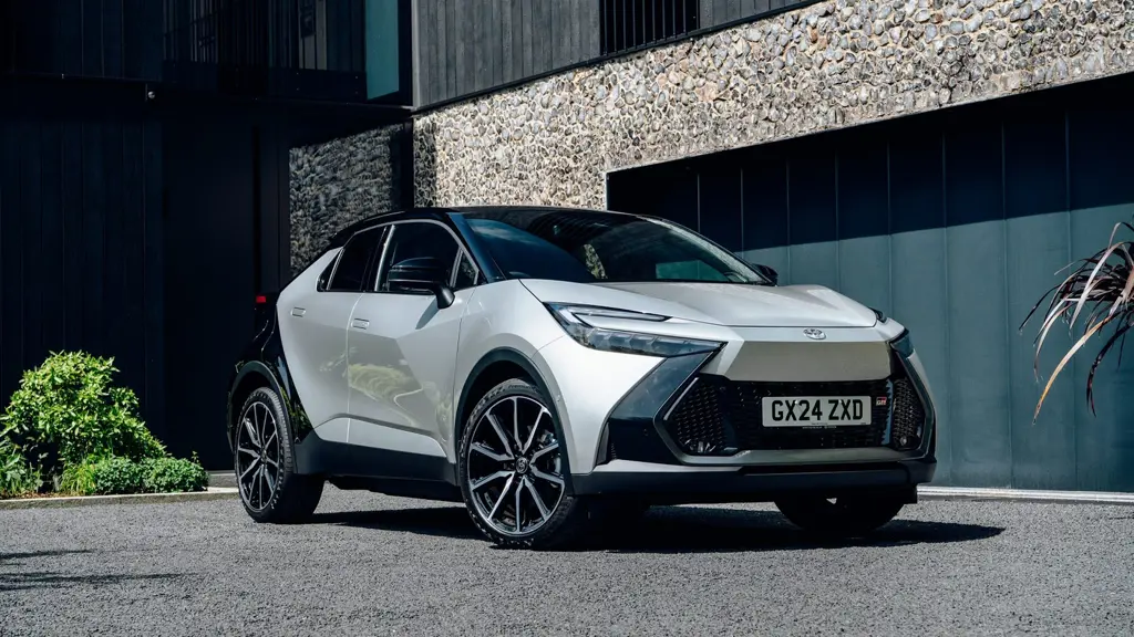 Toyota C-HR 2.0 PHEV GR Sport 5dr CVT Safety/Premium Pack