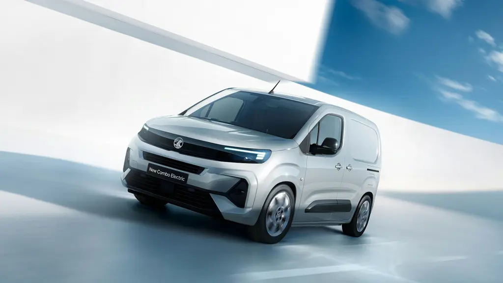 Vauxhall Combo Cargo Combo M Cargo Electric 100KW Prime 52KWH H1 Van Auto