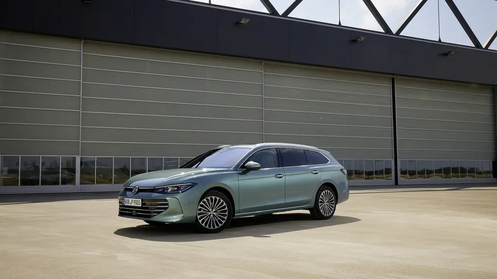 Volkswagen Passat 1.5 eTSI Elegance 5dr DSG