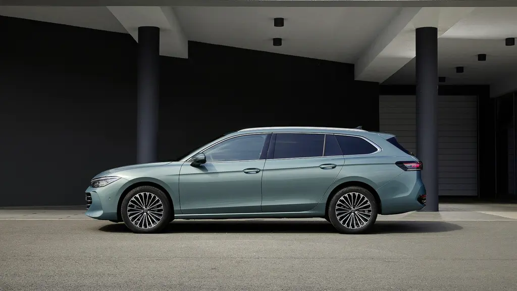 Volkswagen Passat 1.5 eTSI Elegance 5dr DSG