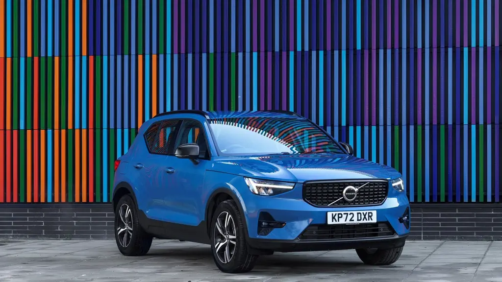 Volvo XC40 2.0 B4P Ultra Bright 5dr Auto
