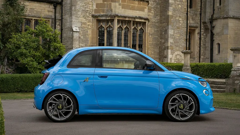 Abarth 500 114kW Turismo 42.2kWh 2dr Auto