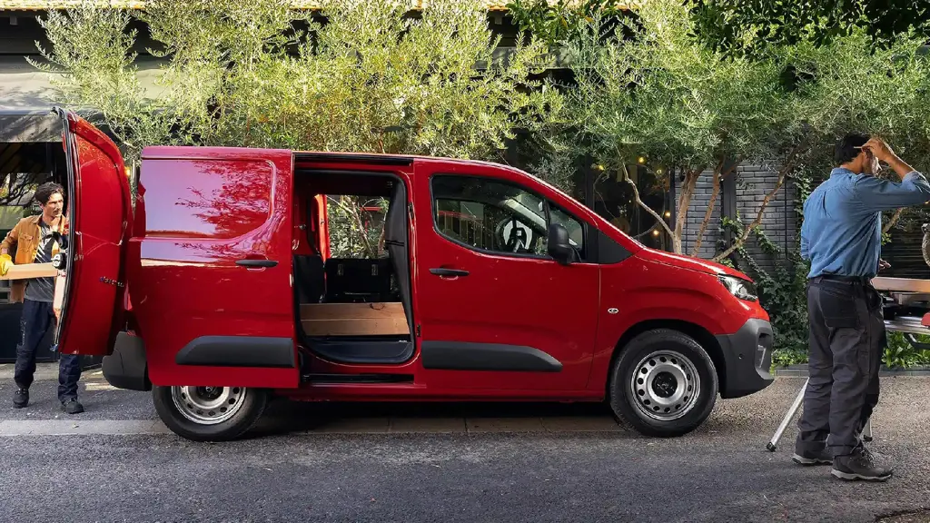 Citroen Berlingo XL Diesel 1.5 D 100PS Crew Van Enterprise