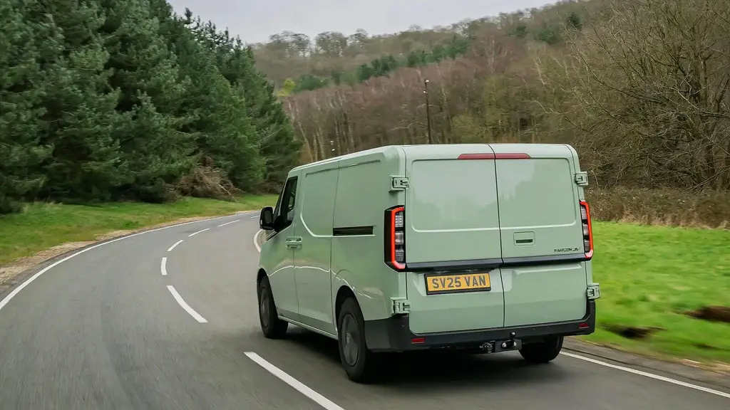 Farizon Sv L2 Electric 170KW 67KWH H2 Van Auto