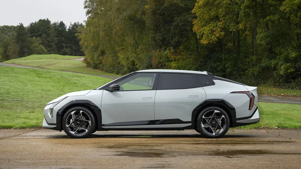 Kia EV4 150kW Air 58kWh 5dr Auto