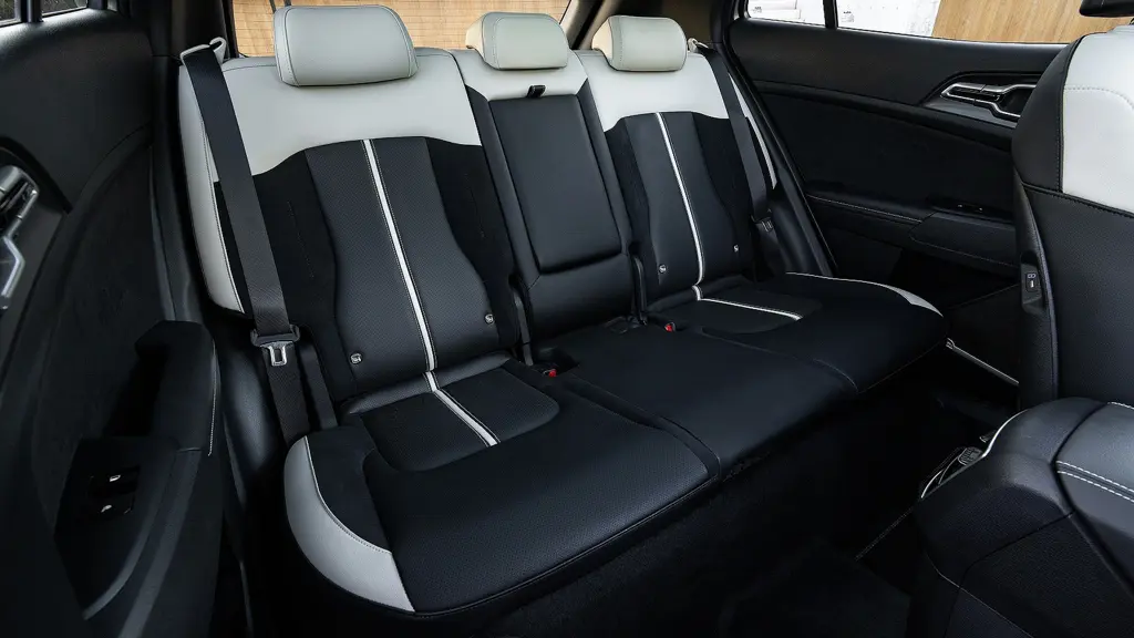 Kia Sportage 1.6T GDi HEV Storm 5dr Auto