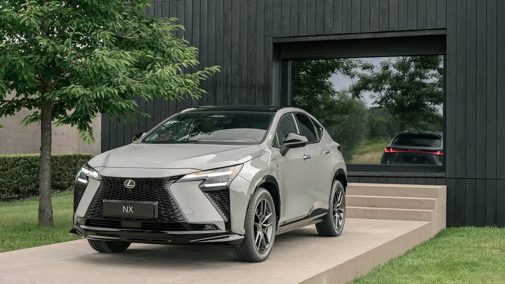 Lexus Nx 450h+ 2.5 Premium 5dr E-CVT