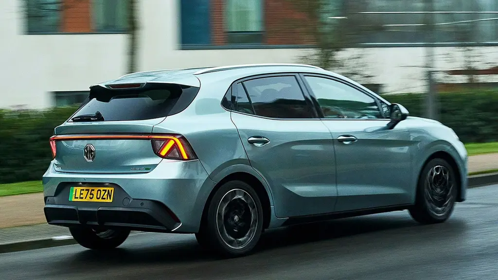 MG Motor UK MG4 Urban 118kW Comfort Long Range 54kWh 5dr Auto