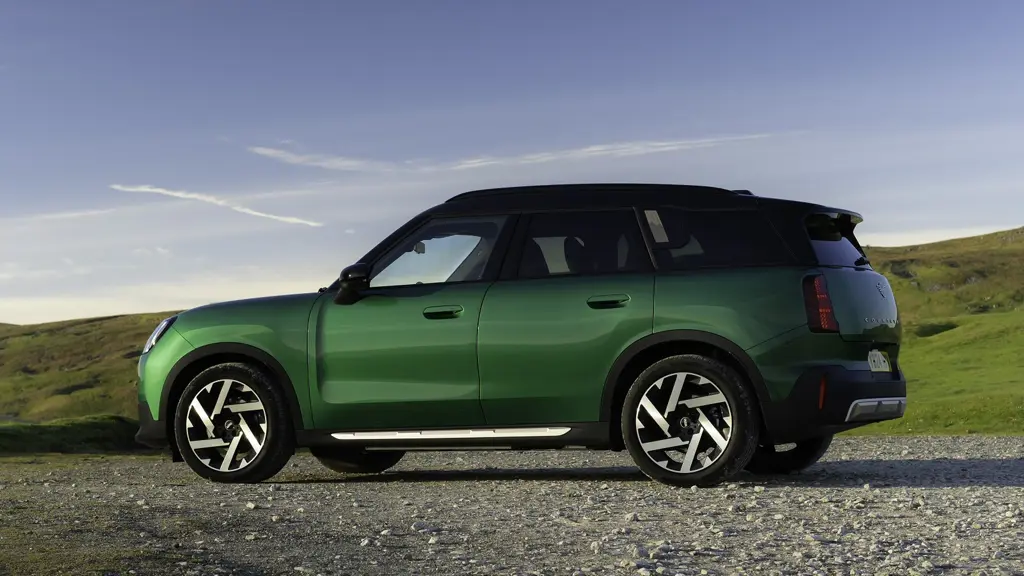 MINI Countryman 150kW E Monochrome 66kWh 5dr Auto