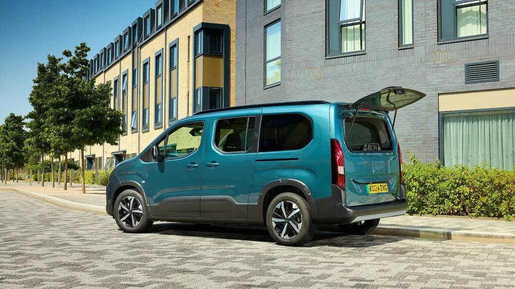 Peugeot Rifter 100kW GT Long 52kWh 5dr Auto