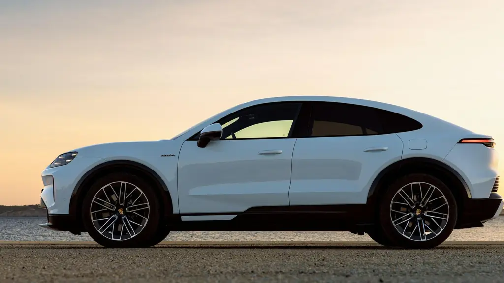 Porsche Cayenne Electric 490kW S 113kWh 5dr Auto