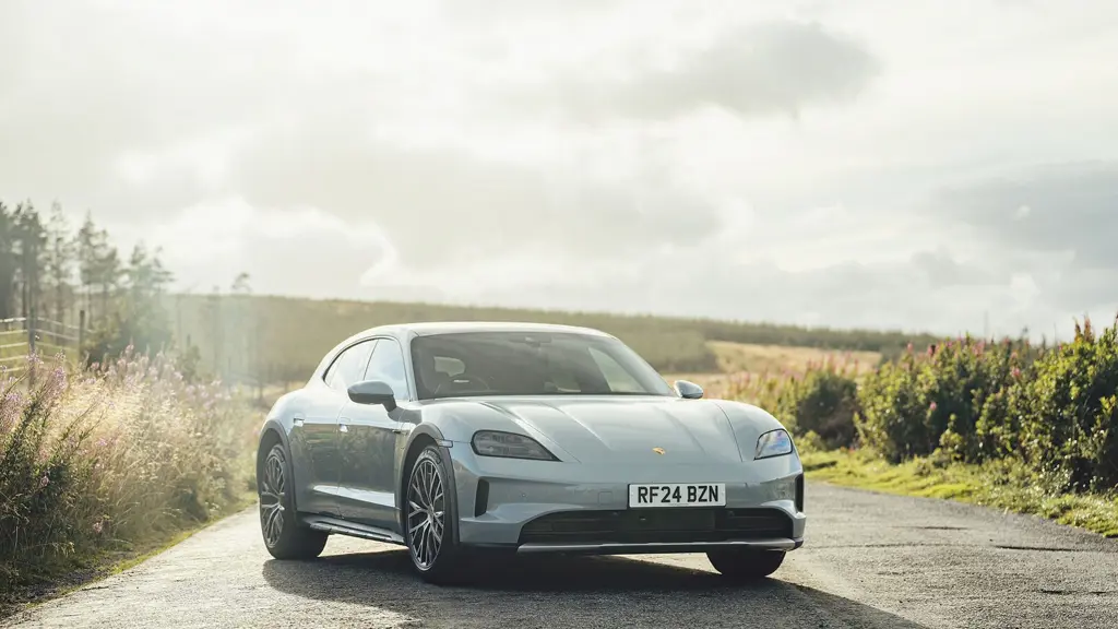 Porsche Taycan 649kW Turbo 105kWh 5dr E-Shift 5 Seat