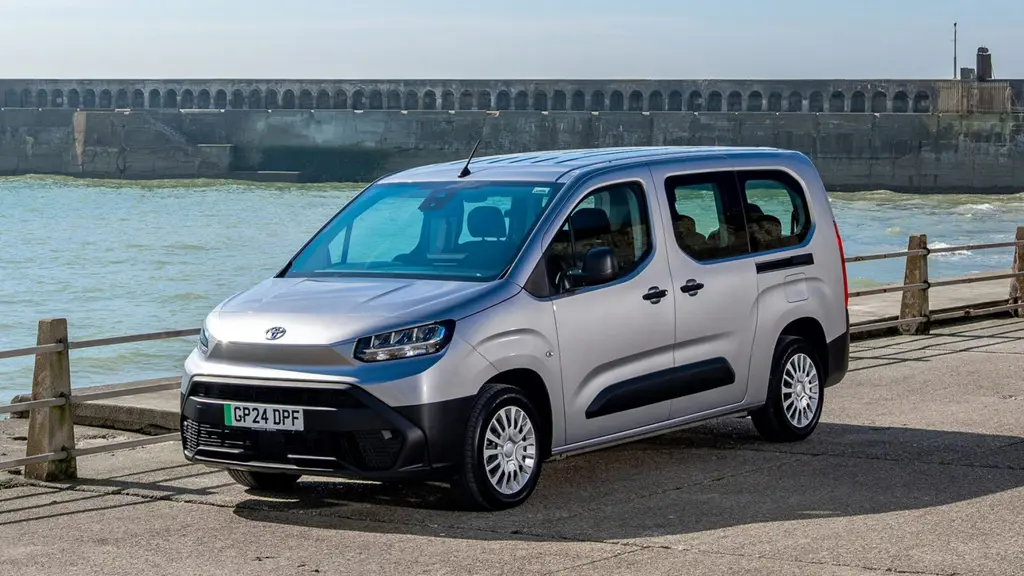 Toyota BZ4X 150kW Vision 71.4kWh 5dr Auto 11kW Pan/Bi-tone