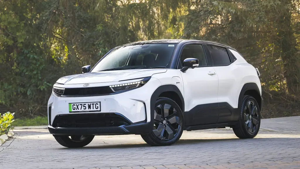 Toyota Urban Cruiser 128kW Design 61kWh 5dr Auto