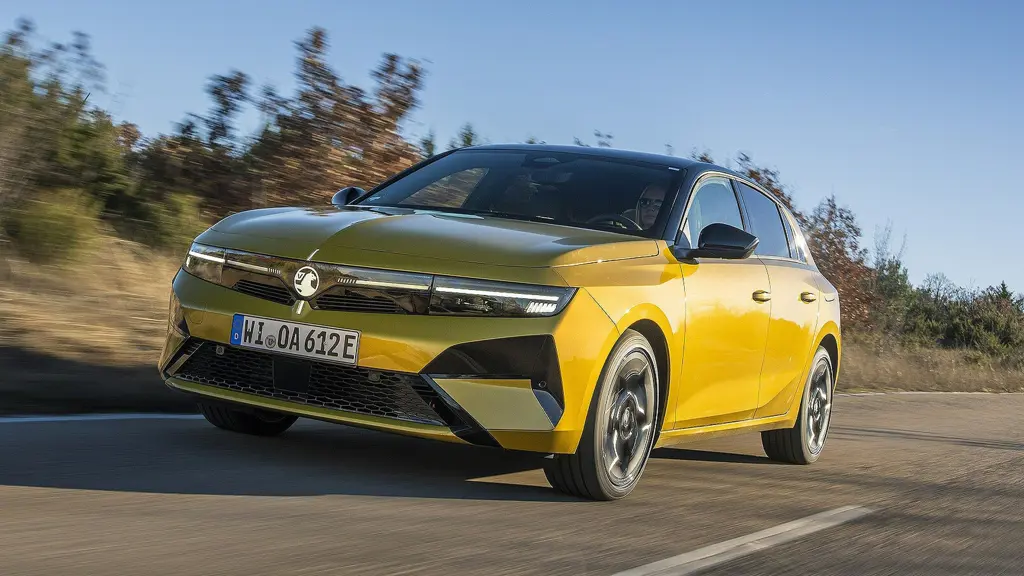Vauxhall Astra 1.6 Plug-in Hybrid 195 GS 5dr e-DCT7