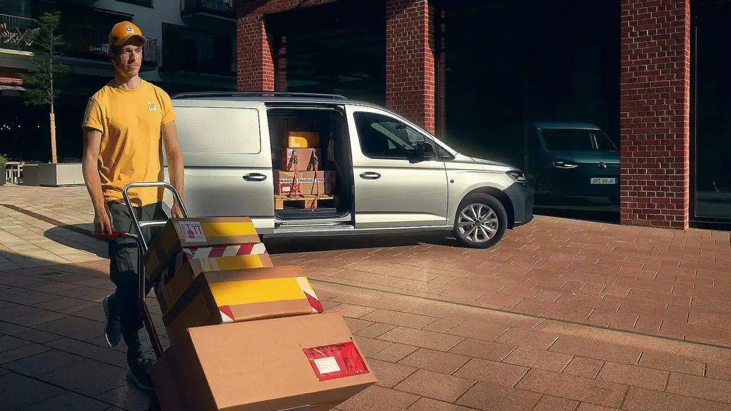 Volkswagen Caddy Maxi Caddy Cargo Maxi C20 Diesel 2.0 TDI 102PS Commerce Plus Van Tech Pack