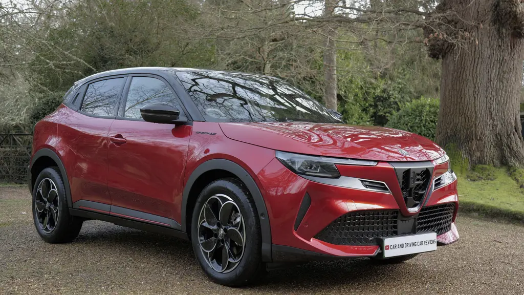 Alfa Romeo Junior 1.2 Turbo Ibrida 5dr Auto