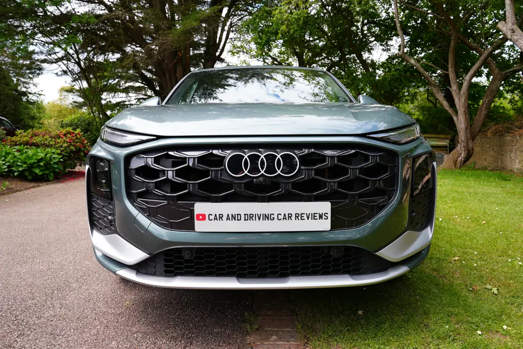 Audi Q3 1.5 e-Hybrid Black Edition 5dr S Tronic Tech