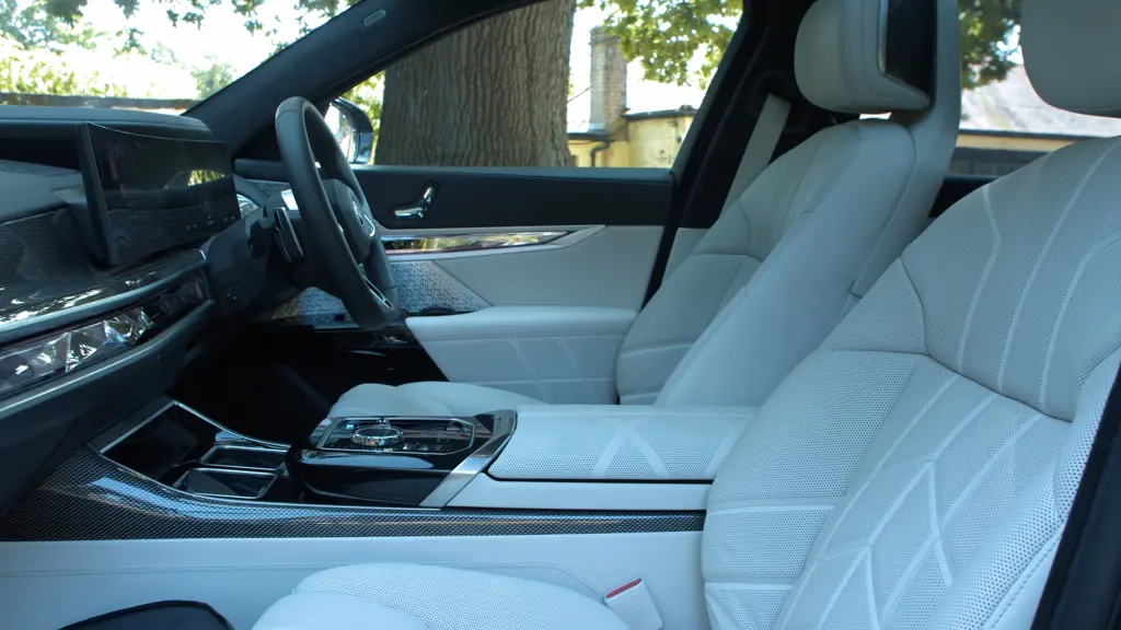 BMW 7 Series 750e xDrive M Sport 4dr Auto