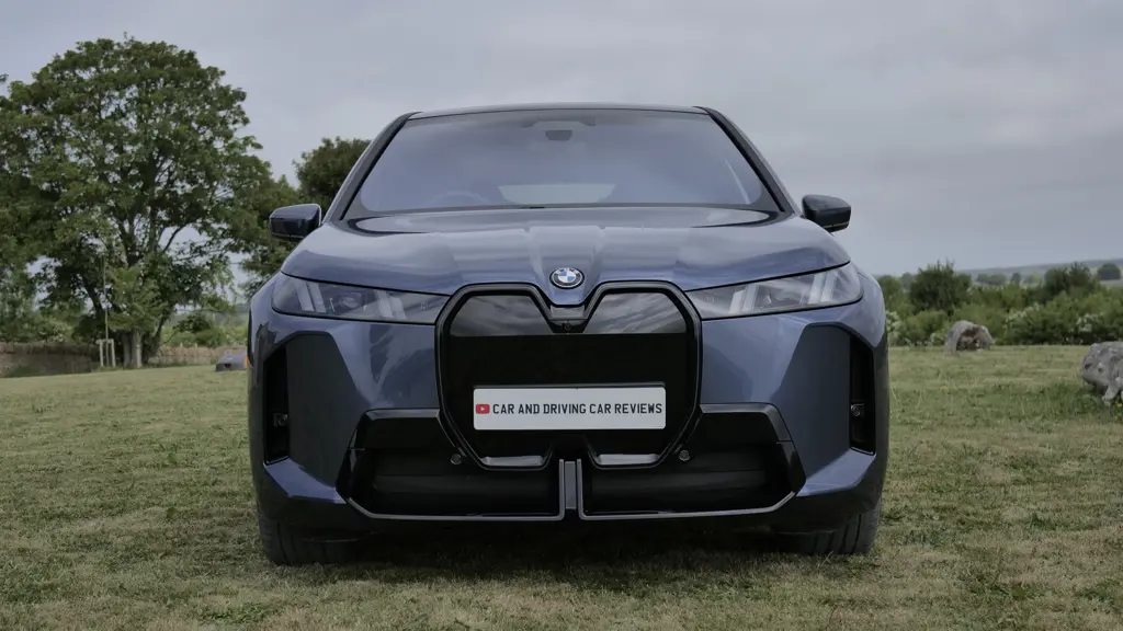 BMW ix2 230kW xDrive30 Shadow Ed 65kWh 5dr Auto Tech+/22kW